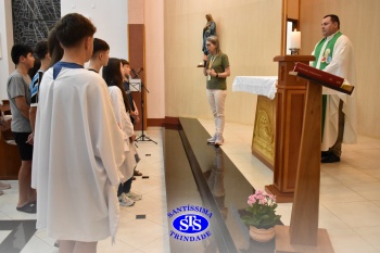 Estudantes participam de Celebração Eucarística na Capela do Colégio