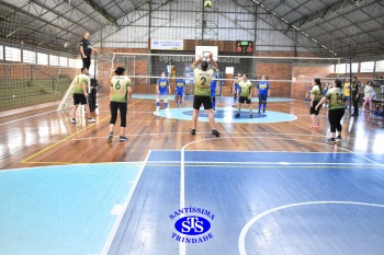 Colégio e APM promovem 1º Torneio de Vôlei Misto no 23º Valorando