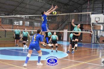 Colégio e APM promovem 1º Torneio de Vôlei Misto no 23º Valorando