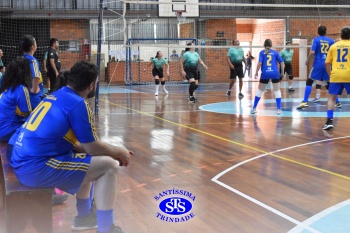 Colégio e APM promovem 1º Torneio de Vôlei Misto no 23º Valorando