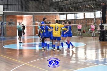 Colégio e APM promovem 1º Torneio de Vôlei Misto no 23º Valorando