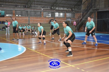 Colégio e APM promovem 1º Torneio de Vôlei Misto no 23º Valorando