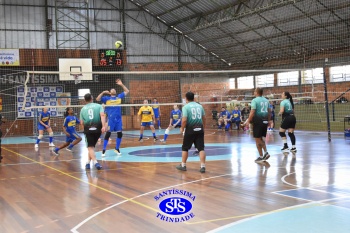 Colégio e APM promovem 1º Torneio de Vôlei Misto no 23º Valorando