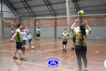 Colégio e APM promovem 1º Torneio de Vôlei Misto no 23º Valorando