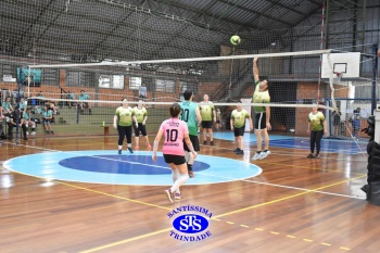 Colégio e APM promovem 1º Torneio de Vôlei Misto no 23º Valorando