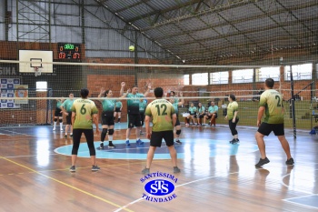 Colégio e APM promovem 1º Torneio de Vôlei Misto no 23º Valorando