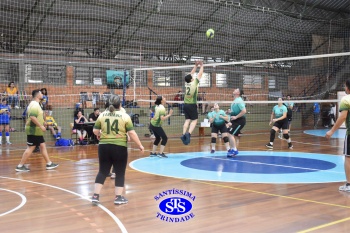 Colégio e APM promovem 1º Torneio de Vôlei Misto no 23º Valorando