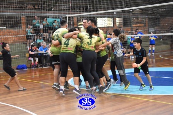 Colégio e APM promovem 1º Torneio de Vôlei Misto no 23º Valorando