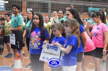 Colégio e APM promovem 1º Torneio de Vôlei Misto no 23º Valorando