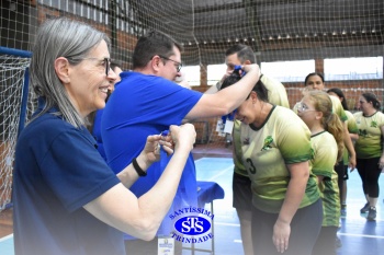 Colégio e APM promovem 1º Torneio de Vôlei Misto no 23º Valorando