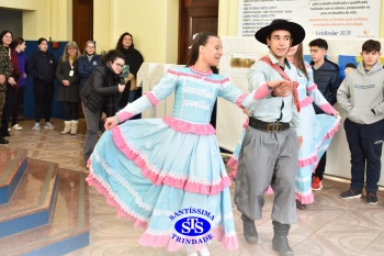 8º ano | 2ª Mostra Cultural Café com Arte e Exposição Identidades