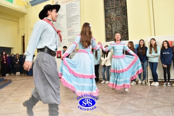 8º ano | 2ª Mostra Cultural Café com Arte e Exposição Identidades