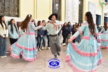 8º ano | 2ª Mostra Cultural Café com Arte e Exposição Identidades