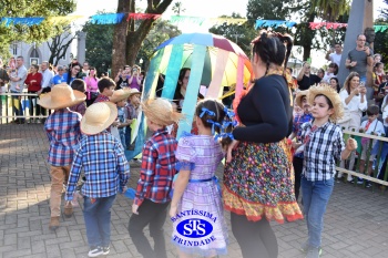 Arraiá do Santíssima - 14h - Praça Erico Verissimo