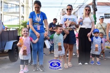  Caminhada Franciscana pela Paz reúne famílias para espalhar a paz e o bem