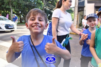  Caminhada Franciscana pela Paz reúne famílias para espalhar a paz e o bem